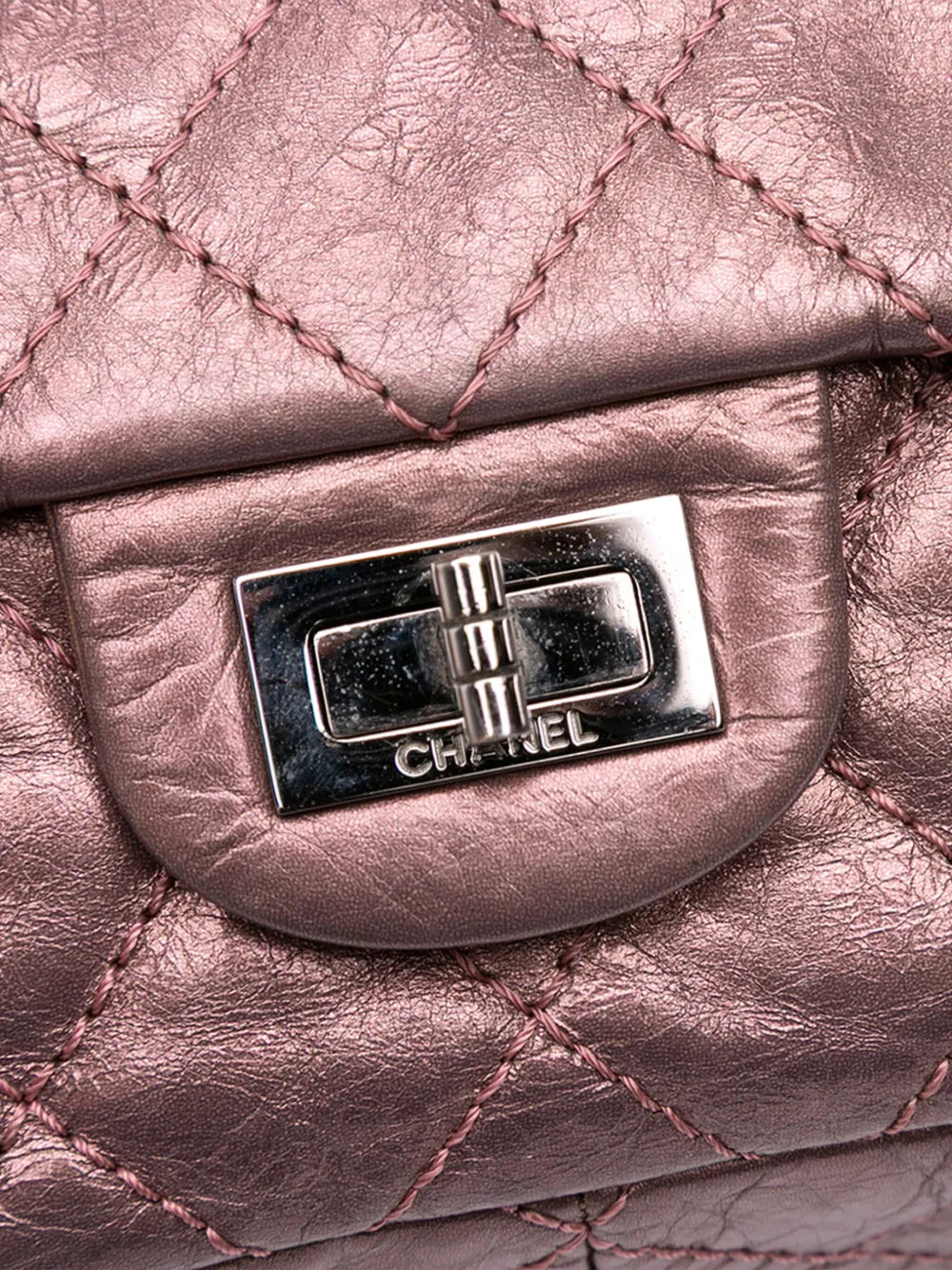 Pre-OwnedCHANEL Pre-Owned2008-2009 Reissue 2.55 Aged Metallic Calfskin Double Flap 226 shoulder bag