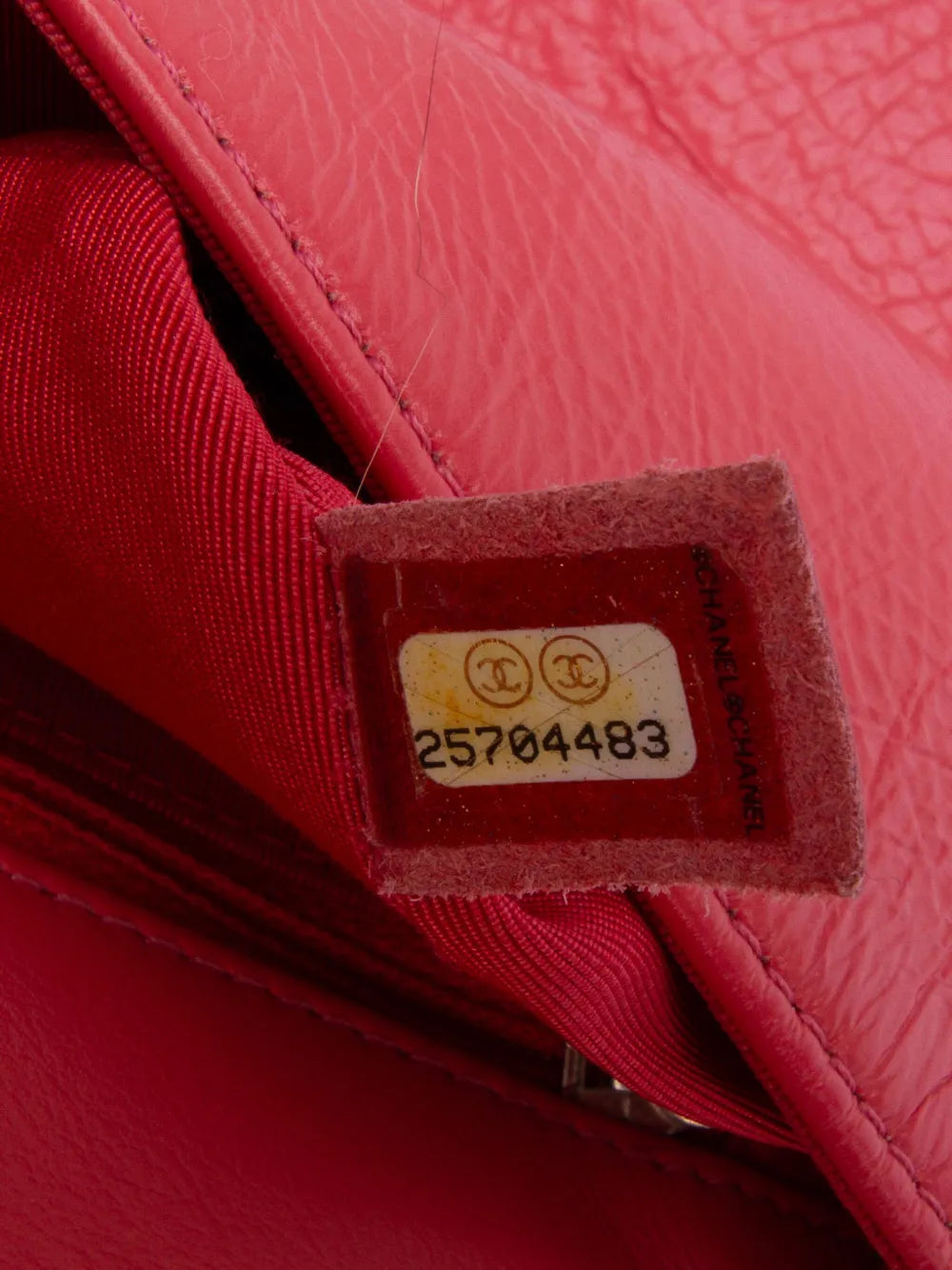 Pre-OwnedCHANEL Pre-Owned2018 Crumpled Calfskin Bi Quilted Full Flap shoulder bag