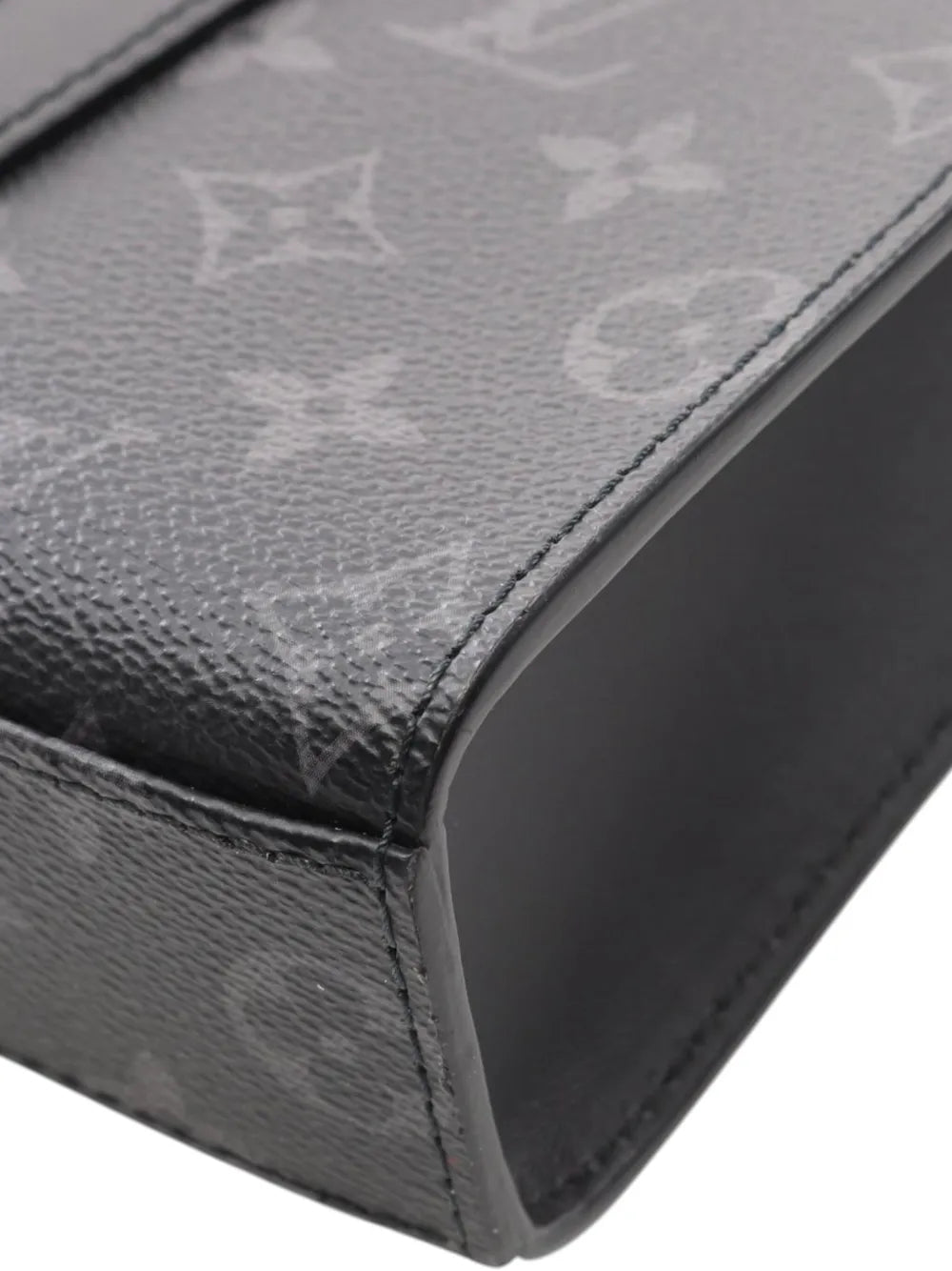 Pre-OwnedLouis Vuitton Pre-Owned2021-2025 Monogram Eclipse Sac Plat satchel