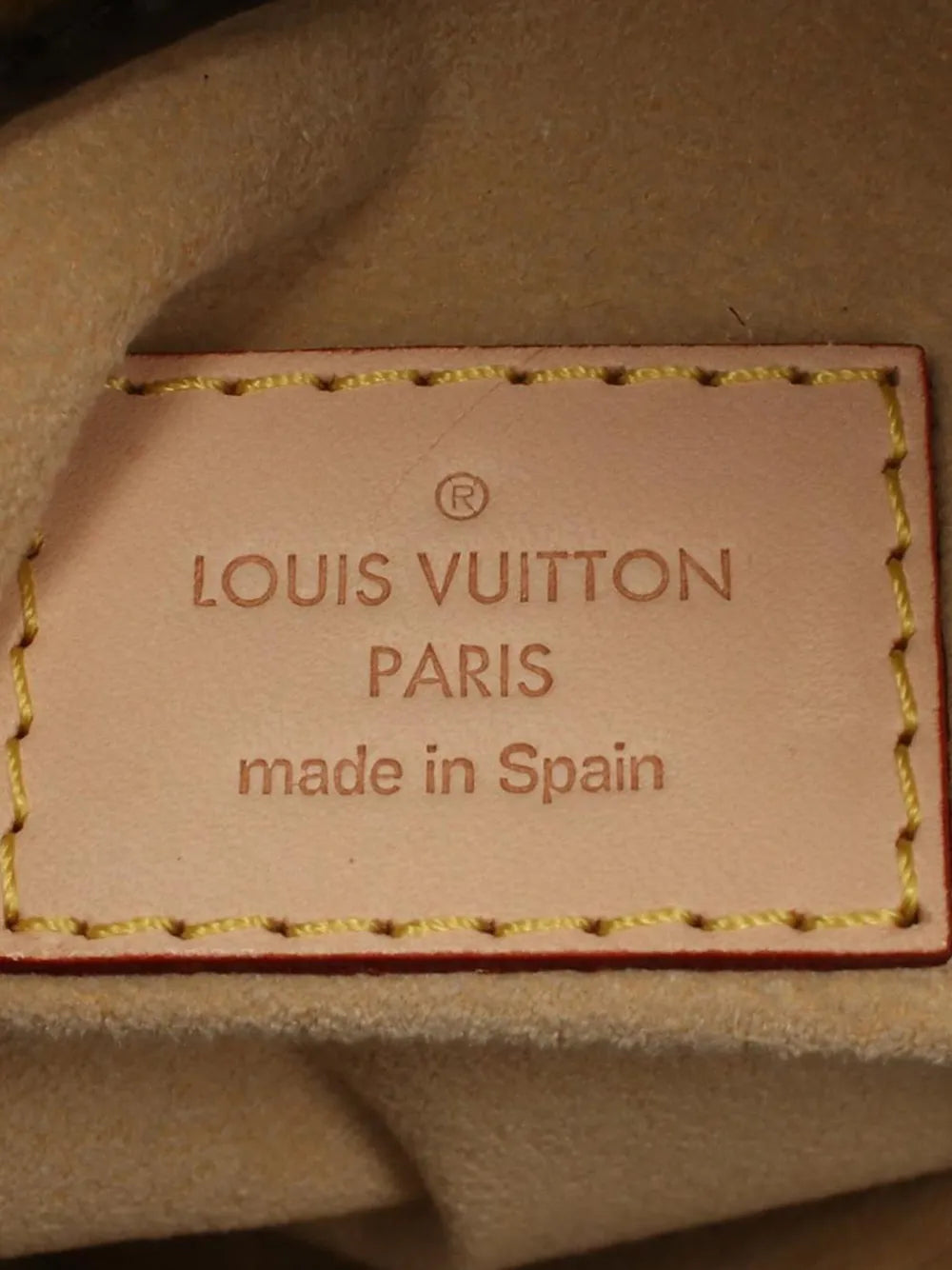 Pre-OwnedLouis Vuitton Pre-Owned2012 Monogram Artsy MM hobo bag