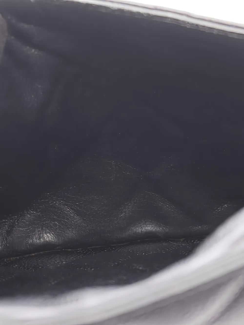 Pre-OwnedCHANEL Pre-Owned2000-2002s reissue caviar-leather tote bag