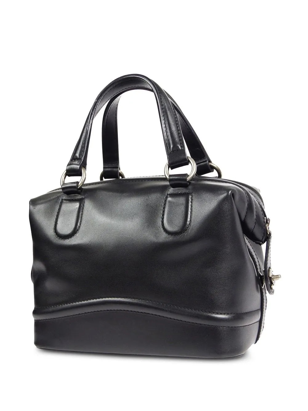 Pre-OwnedCHANEL Pre-Owned2006 CC leather bowling bag