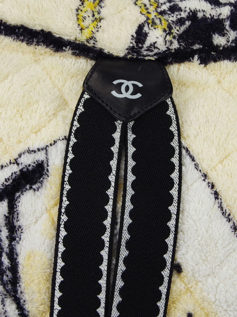 Pre-OwnedCHANEL Pre-Owned1994 Classic Flap towelling-effect backpack