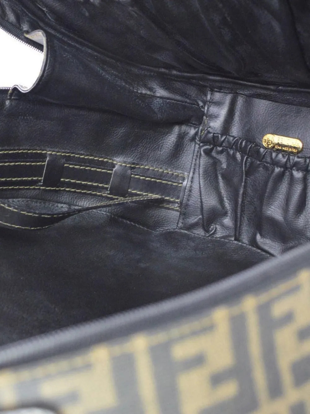 Pre-OwnedFendi Pre-Owned1990s Zucca canvas shoulder bag