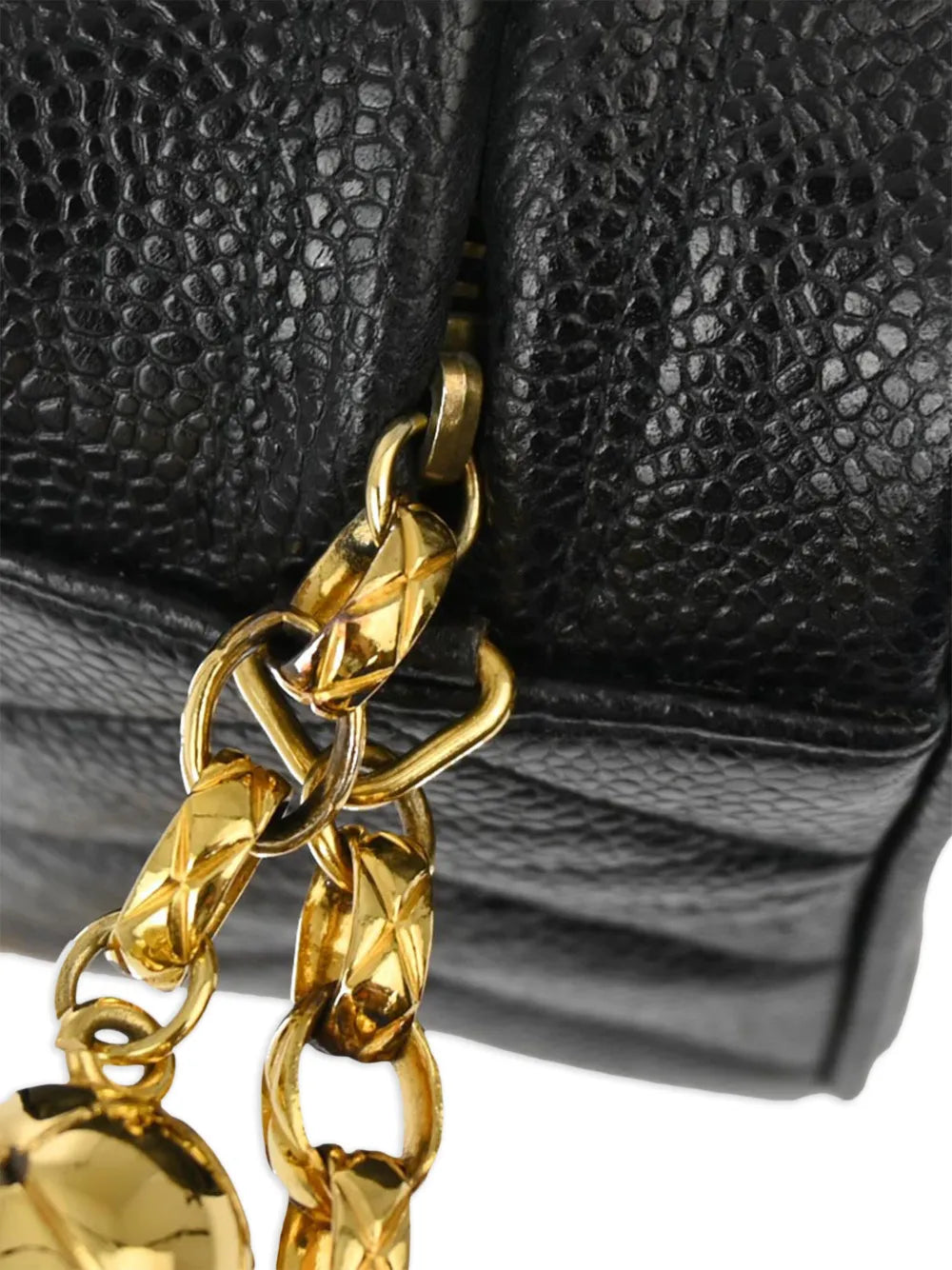 Pre-OwnedCHANEL Pre-Owned1992 chevron-quilted tassel-detailed camera bag