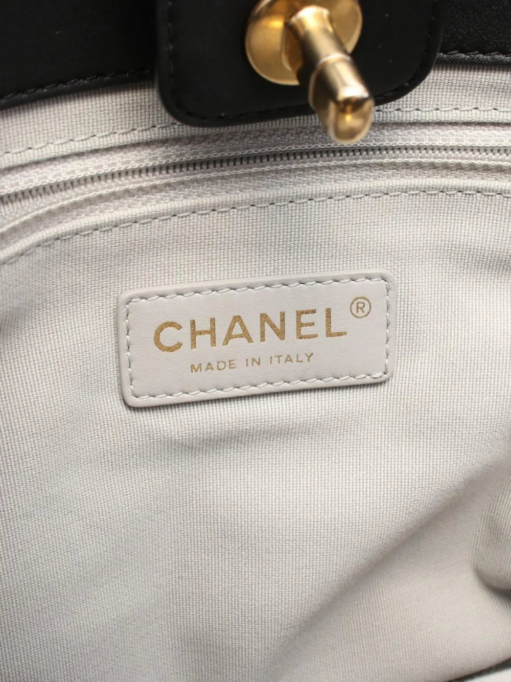 Pre-OwnedCHANEL Pre-Owned2021s Coco Mark tweed shoulder bag