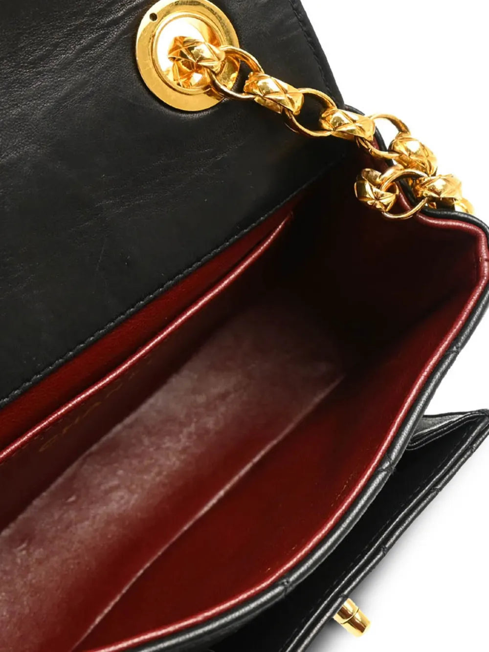 Pre-OwnedCHANEL Pre-Owned1992 diamond-quilted mini bag