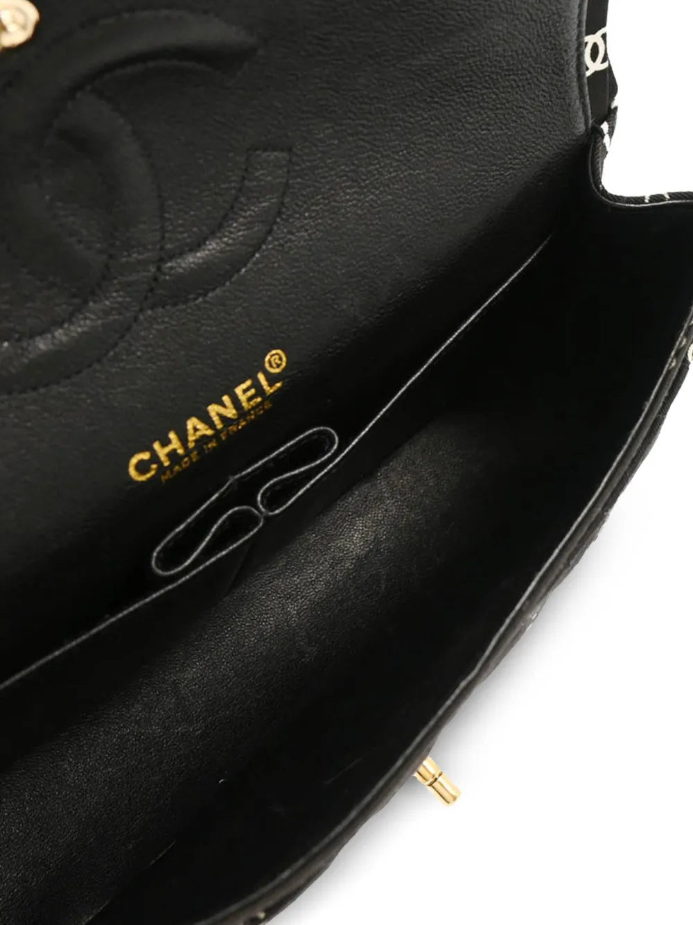 Pre-OwnedCHANEL Pre-Owned2002 medium Coco Classic Double Flap shoulder bag