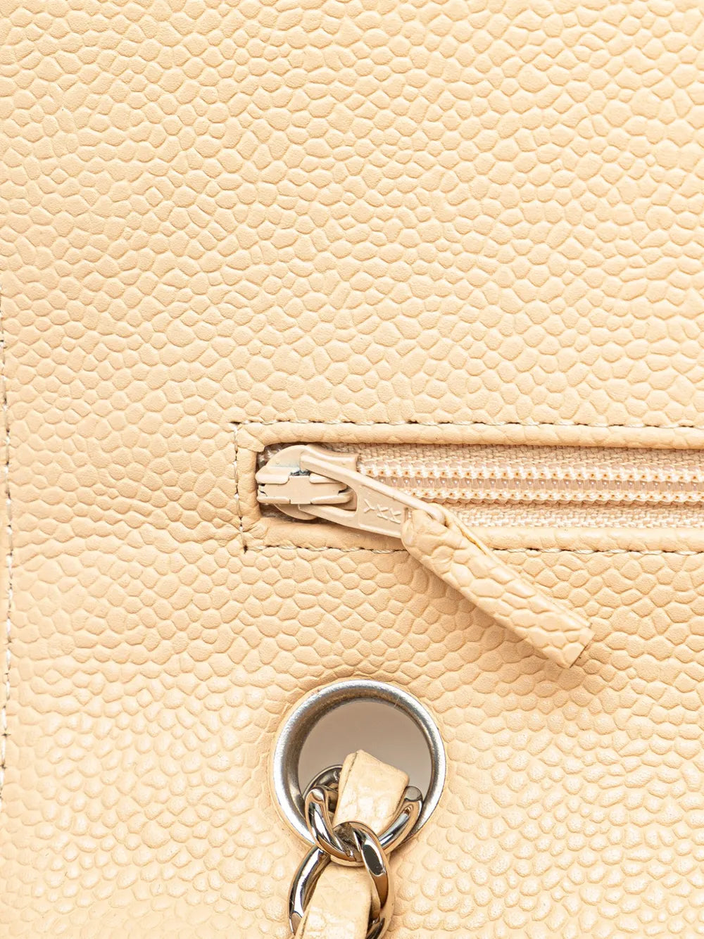 Pre-OwnedCHANEL Pre-Owned2008-2009 Medium Classic Caviar Double Flap shoulder bag