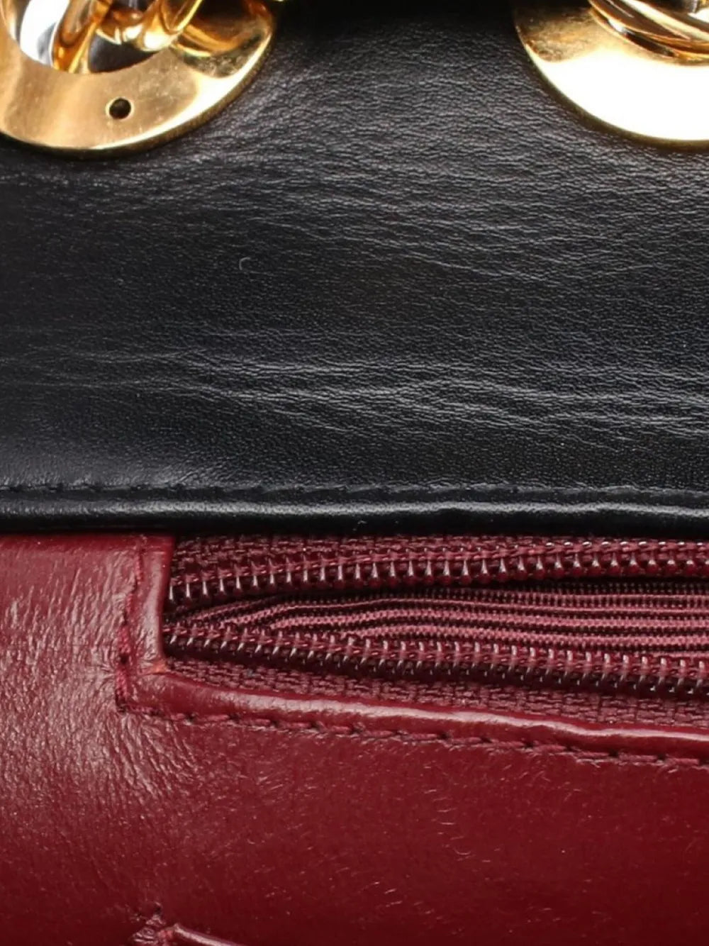 Pre-OwnedCHANEL Pre-Owned1994 Decamatlasslambskin shoulder bag