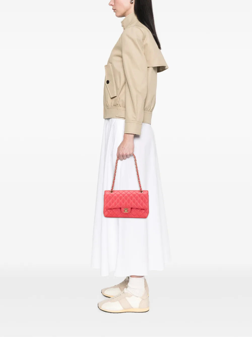 Pre-OwnedCHANEL Pre-Owned2016-2017 Medium Classic Caviar Double Flap shoulder bag