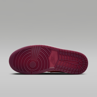 Air Jordan 1 Mid SE Red