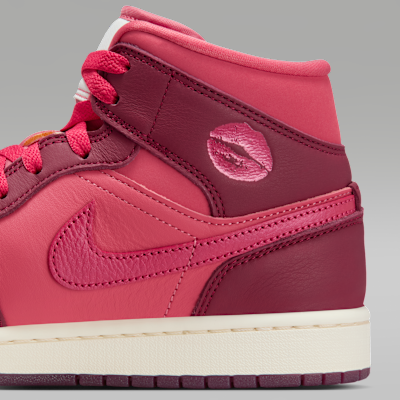 Air Jordan 1 Mid SE Red